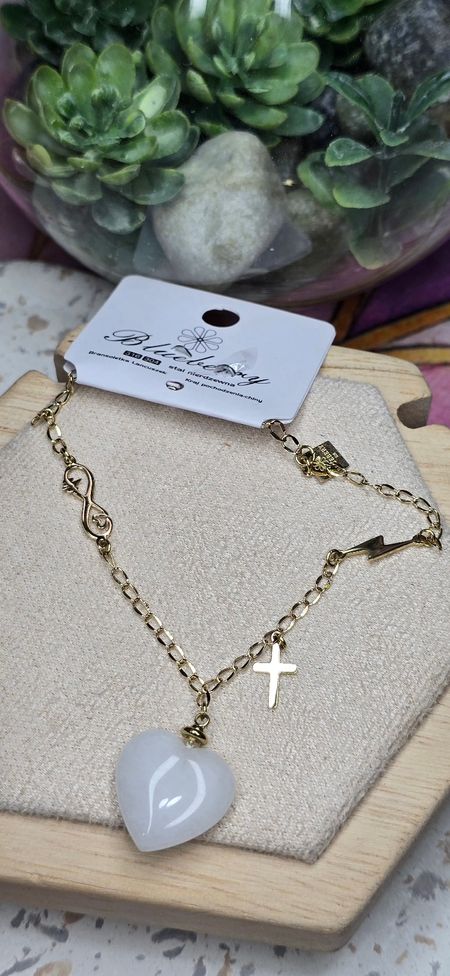 Bransoletka duże mleczne serduszko / 20cm